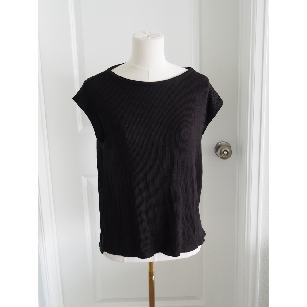 Elliott Lauren Black Ribbed Cap Sleeve Top Minimalist XS Good Side Slit Crewneck